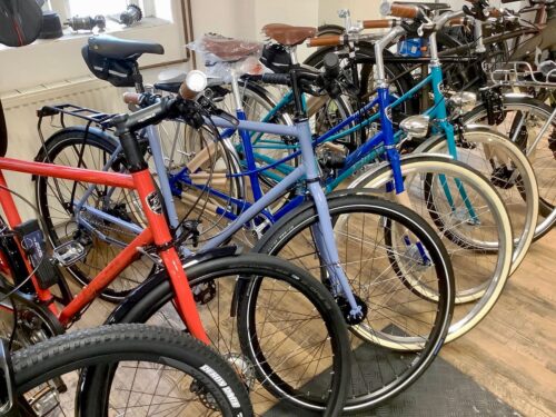 Trotz Lieferkrise: Volles Haus bei at Fahrräder, Deinem Fahrradladen in Lübeck in der Innenstadt