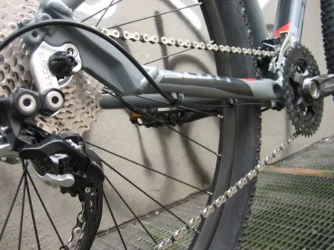 Detail des Scott Aspect 910: Schaltwerk, Kassette und Kurbel