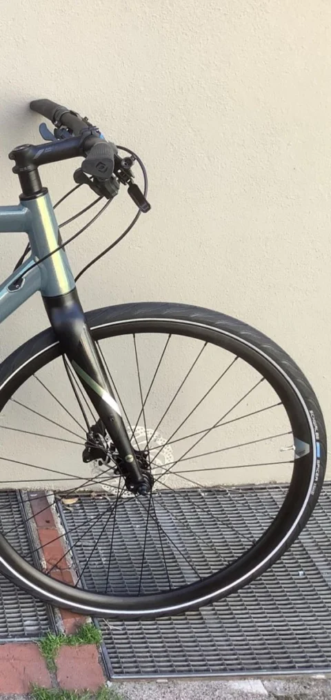Bergamont Sweep 6 von 2022: Fitnessrad für die Stadt