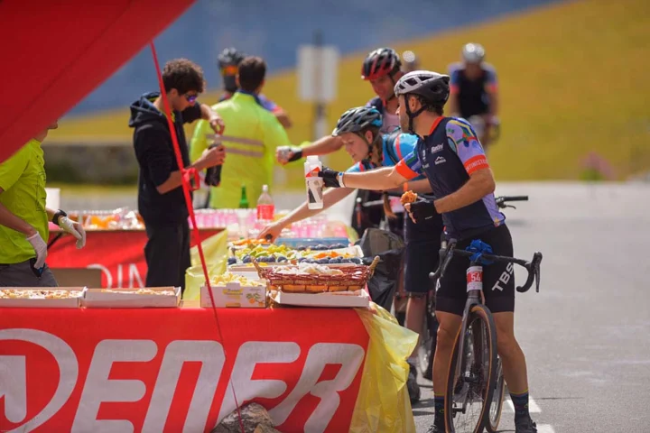 Ihre Majestät der Stelvio bei at Fahrräder - Passo dello Stelvio beim Granfondo Stelvio Santini