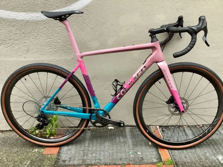 Colnago G3-X in der Lackierung „Purple Rain“ von Nathan Haas: Gravelbike