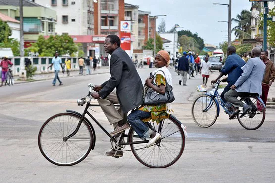 Moçambique: Bicicletas táxi em Quelimane - Foto von Antónia Silva, public domain (Quelle: https://globalvoices.org/2012/09/20/mozambique-photos-of-bike-taxis-in-quelimane)