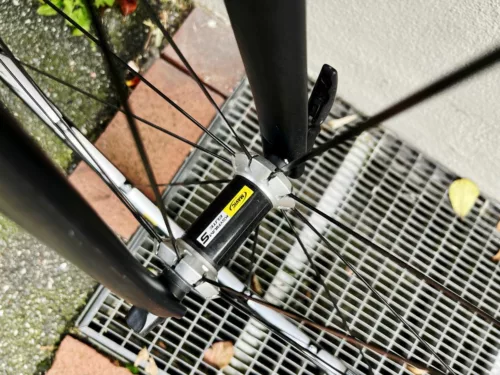 gebrauchtes Specialized Tarmac Fact 10r aus 2015 - Rennrad aus Carbon in 60cm bei at Fahrräder, Deinem Fahrradladen in Lübeck - Schnäppchen!