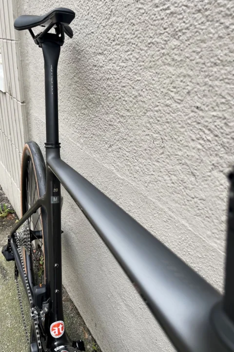 Scott Addict 20 in Grey und Stellar Blue: Rennrad