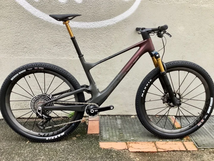Scott Spark RC SL TR von 2024: Cross-Country-Mountainbike