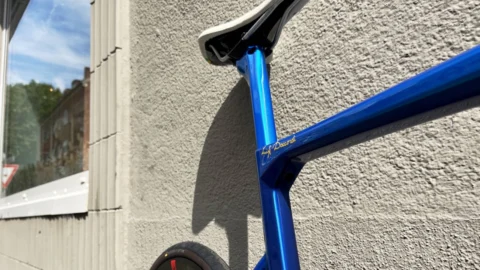 Daccordi Idioma: Carbon-Rennrad der italienischen Manufaktur, im Laden aufgebaut