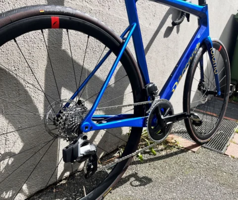 Daccordi Idioma: Carbon-Rennrad der italienischen Manufaktur, im Laden aufgebaut