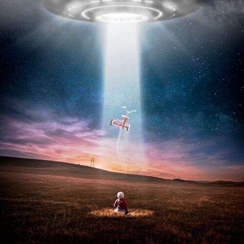 at Fahrräder, dein Fahrradladen in Lübeck mit Liebe zum Radsport, Rennrad, Gravelbike und zum Fahrrad allgemein, mit Fahrradwerkstatt und Sachverstand, macht über Ostern wieder Pause und hat am Ostersamstag 2026 deshalb leider geschlossen. Bild: ©frei via pixabay.com, dankesehr!