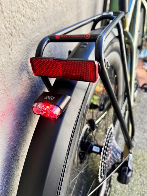 Kona Ouroboros: Gravelbike mit Alu-Rahmen, nach Kundenwunsch aufgebaut