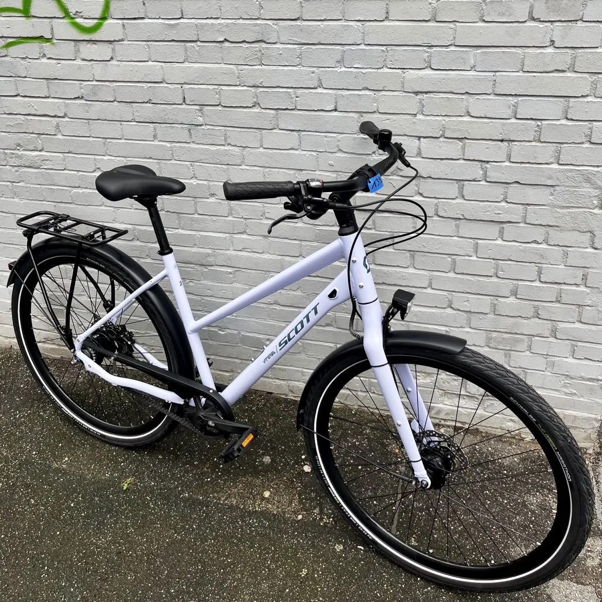 Scott Vitess 15 als 2027er-Modell: aktuelles Urban-Fahrrad mit Nabenschaltung und Gates-Riemenantrieb